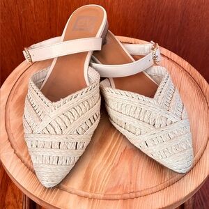 Dolce Vita (DV) Raffia Pointed-Toe Mules – Size 7 🤍